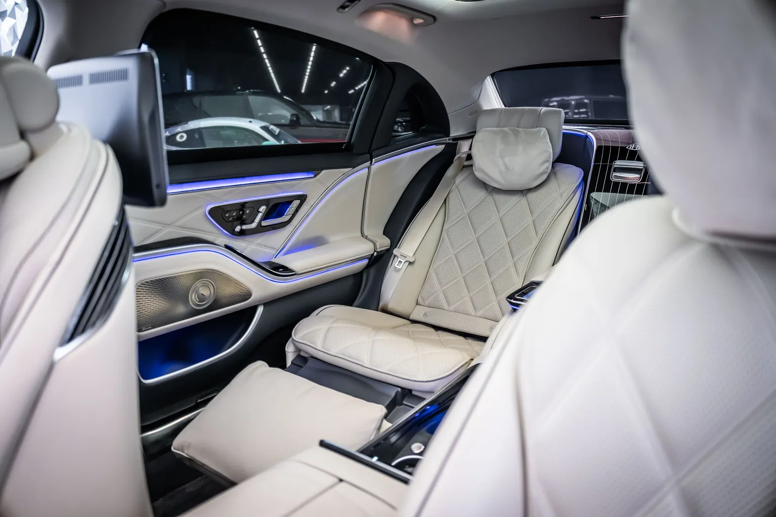 Mercedes-Benz S580 Maybach 4M *Multimedia*FirstCl*360*SoftCl* – снимка 16
