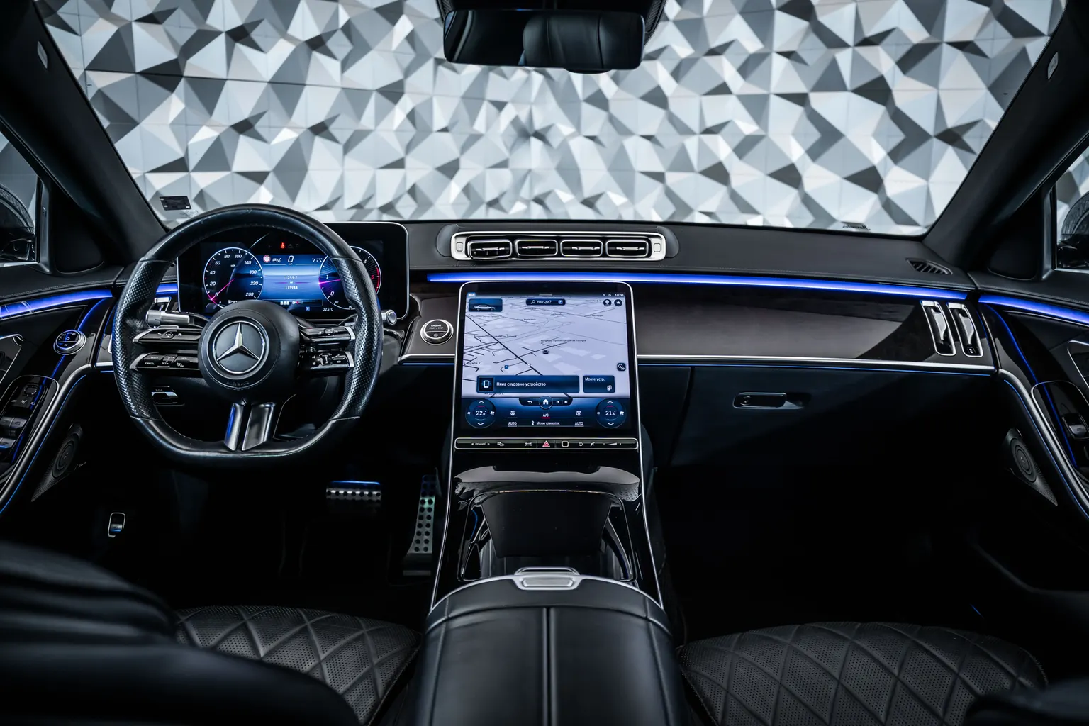 Mercedes-Benz S 400 d L 4M AMG+Pano+DIGITAL-L+Burmester3D+21 – снимка 18