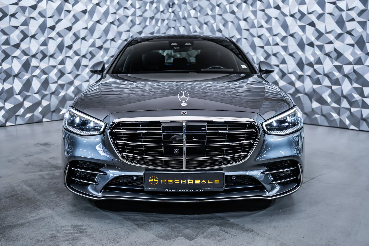 Mercedes-Benz S 400 d L 4M AMG+Pano+DIGITAL-L+Burmester3D+21 – снимка 2