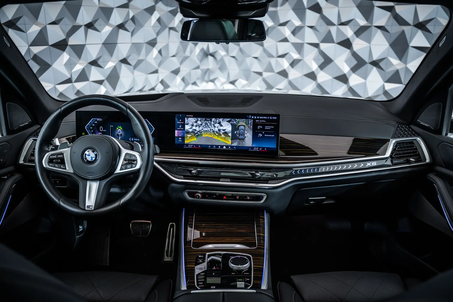 BMW X5 XDRIVE 30D* M SPORT PRO* H&K* SKYLOUNGE* GLOW* 360 – снимка 18