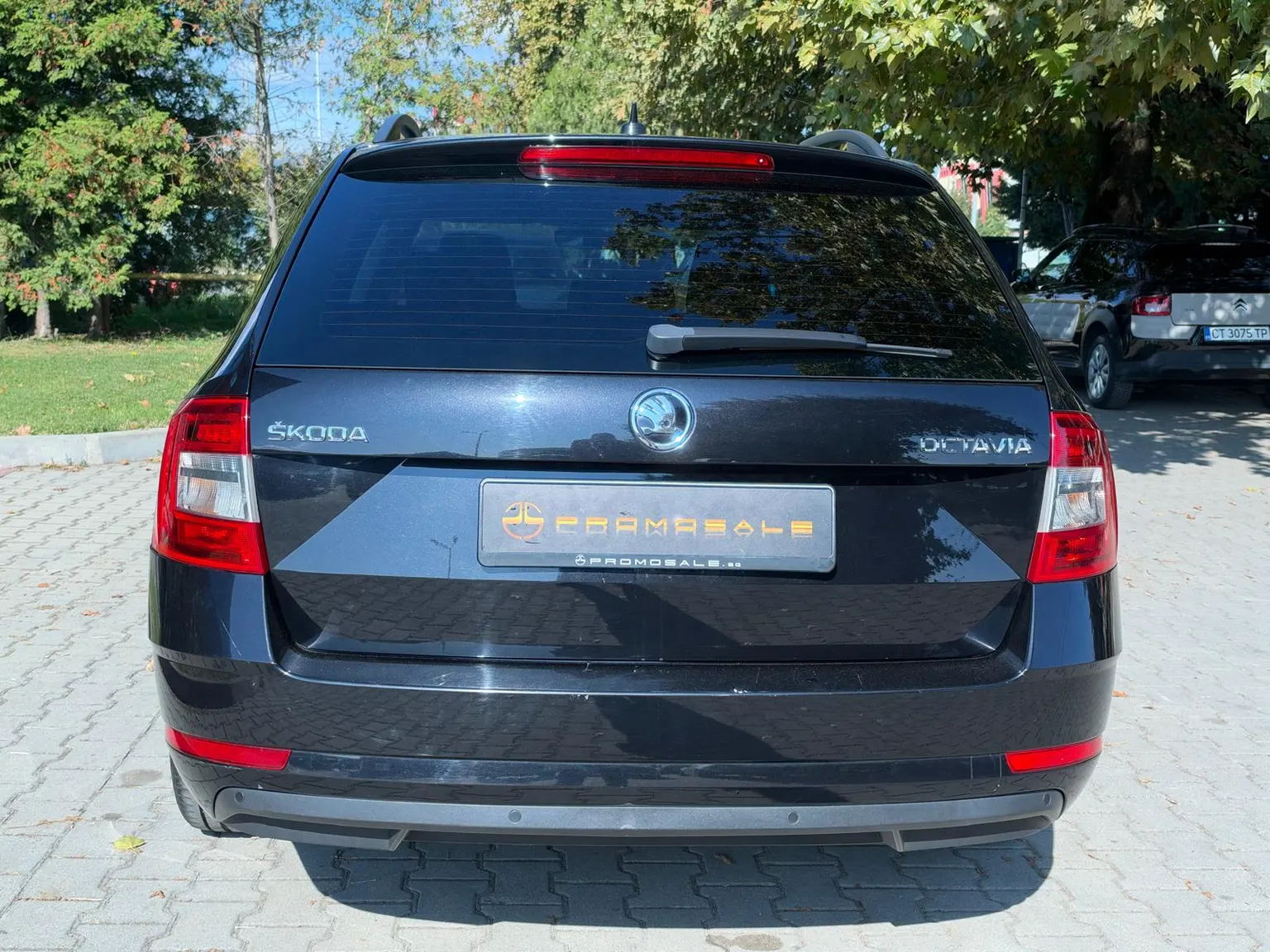 Skoda Octavia 1.6tdi ACC* Navi* Park Assist* – снимка 5