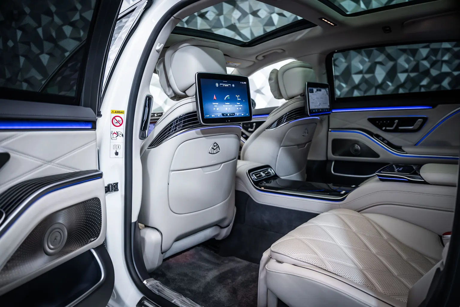 Mercedes-Benz S580 Maybach 4M *Multimedia*FirstCl*360*SoftCl* – снимка 13