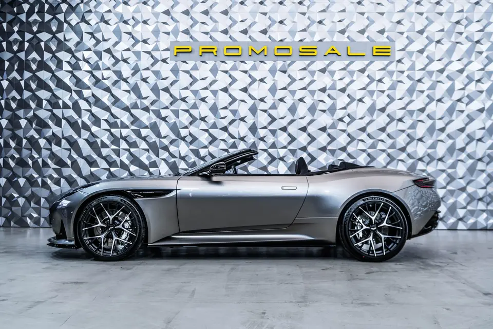 Aston Martin DB12 Volante Aluminite Silver 2024 – снимка 3