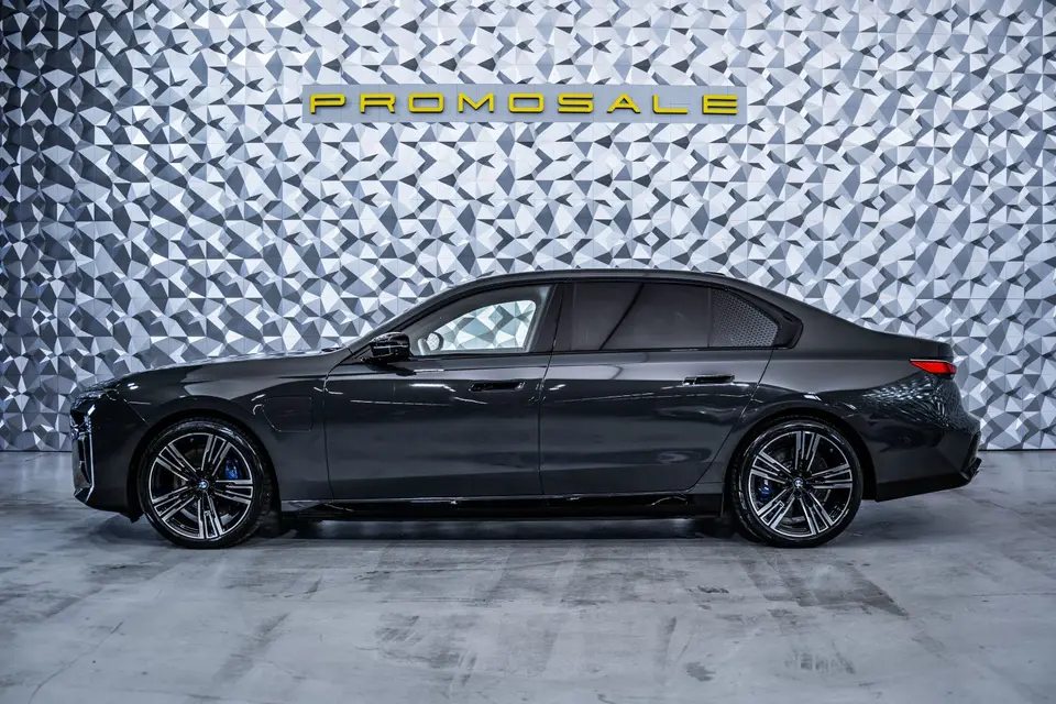 BMW 760 e xDrive 2023 – снимка 3