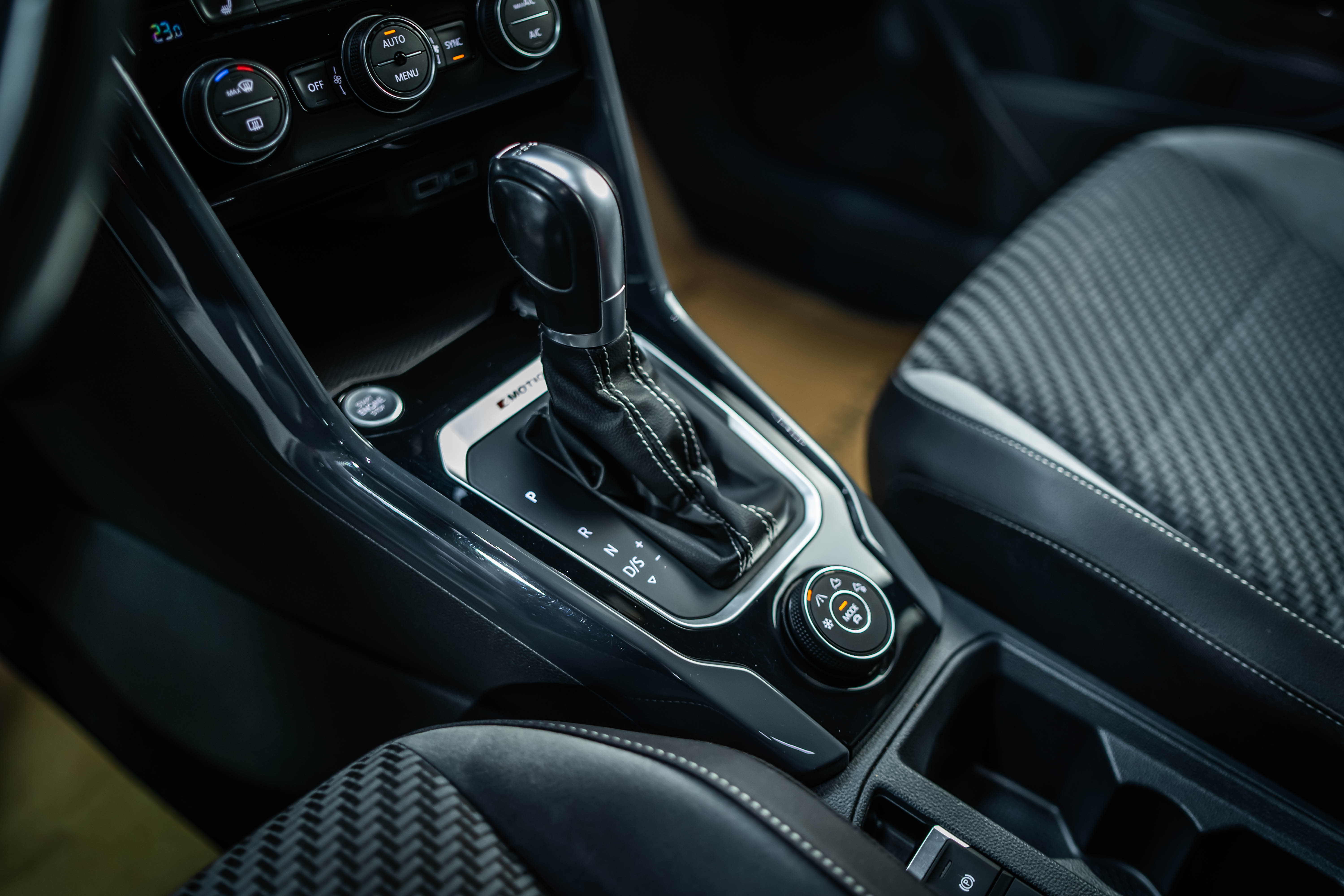 VW T-Roc 2.0 TDI, 4x4, DSG – снимка 9