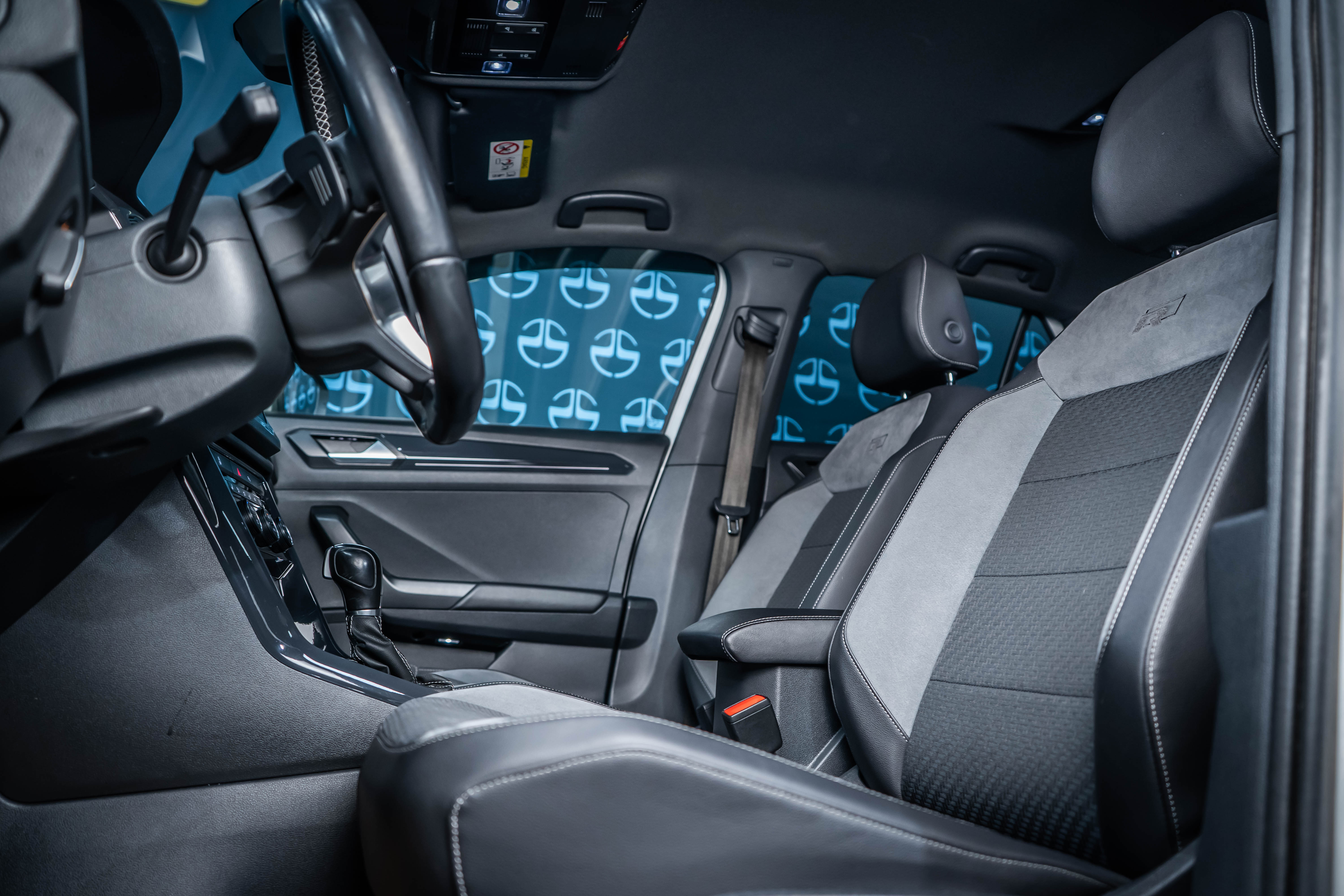 VW T-Roc 2.0 TDI, 4x4, DSG – снимка 13