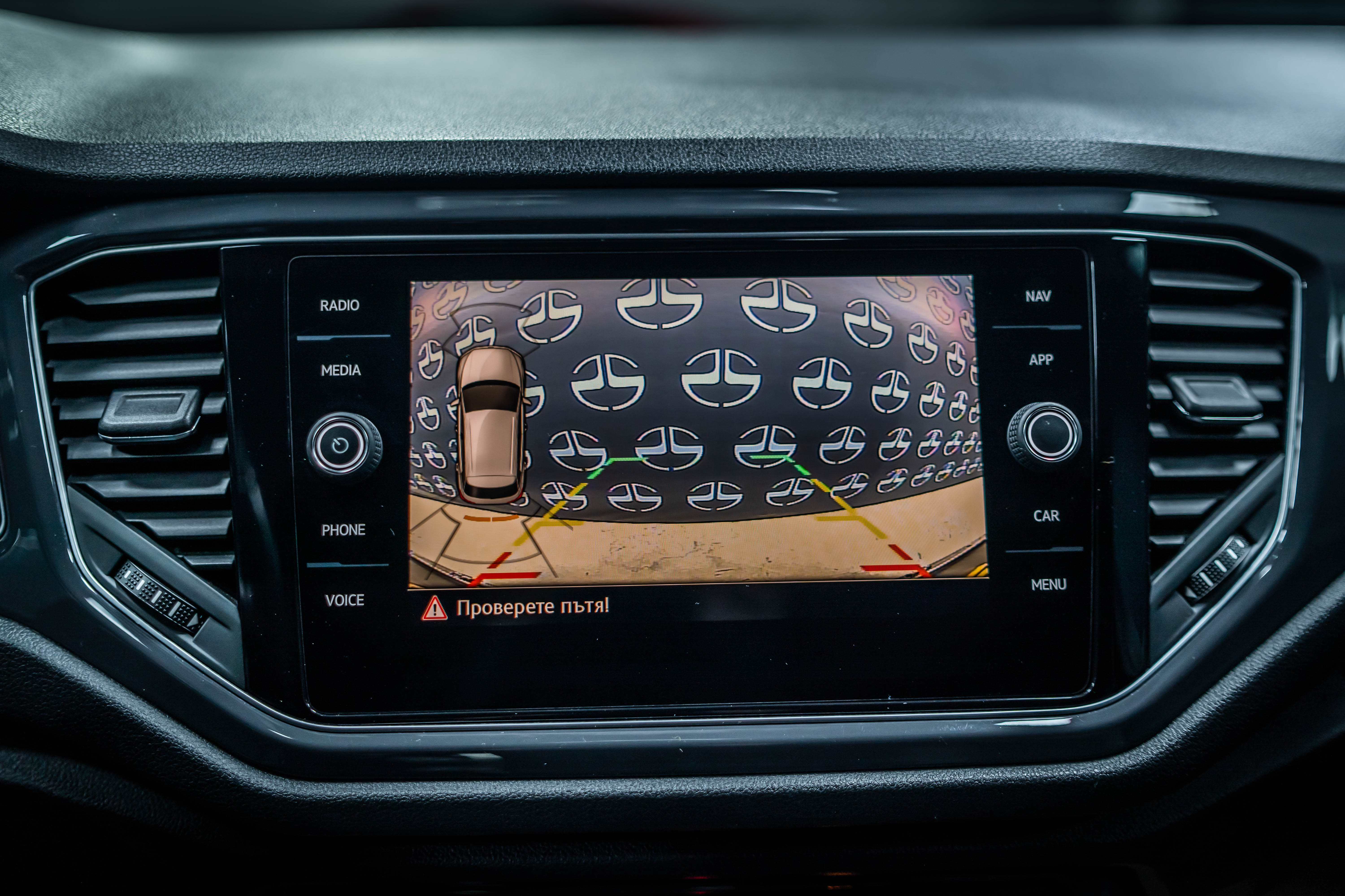 VW T-Roc 2.0 TDI, 4x4, DSG – снимка 16