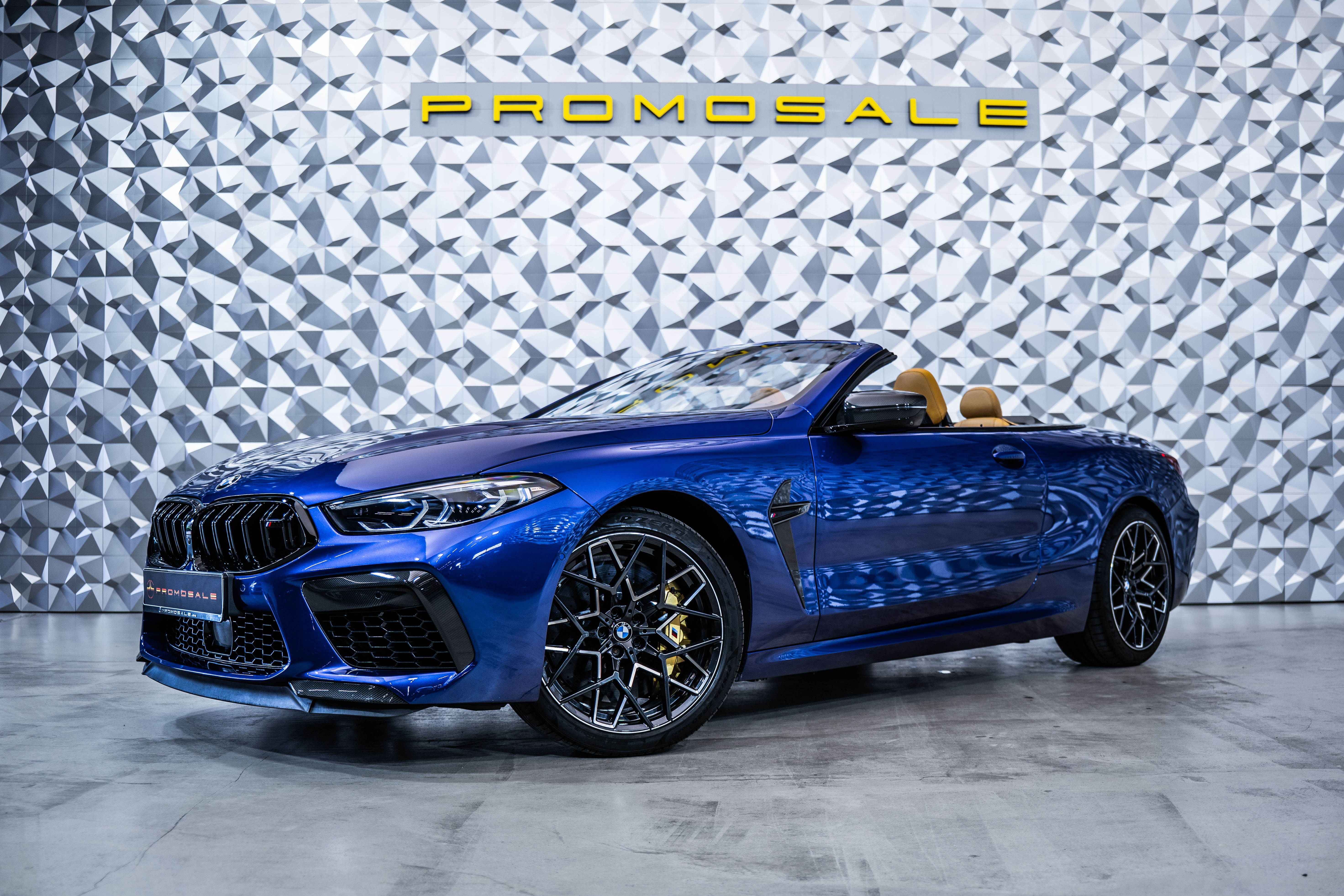 BMW M8 Competition Cabriolet Carbon*B&W – снимка 1