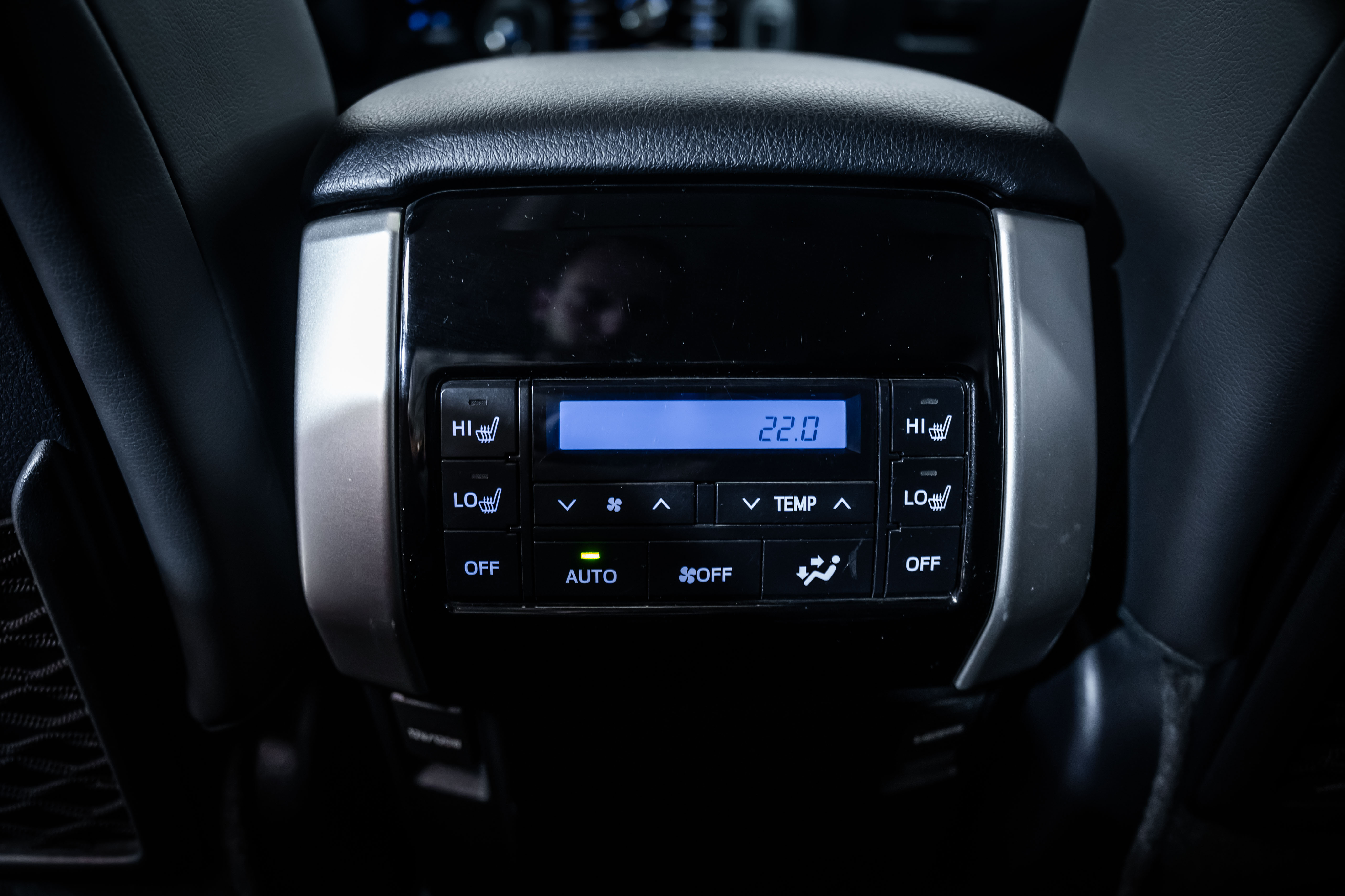 Toyota Land cruiser 2.8 D-4D*TEC-Edition*360 – снимка 14