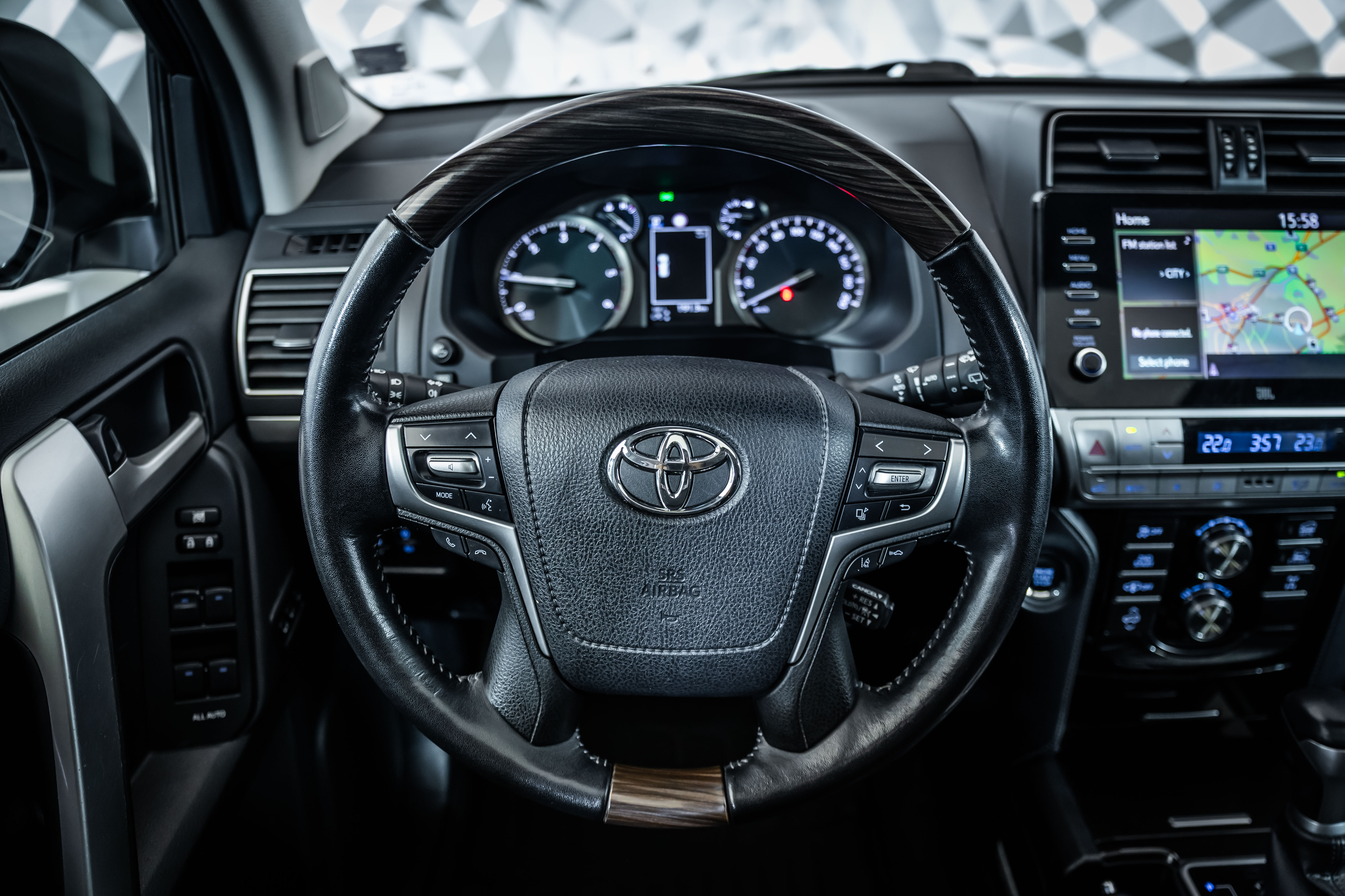 Toyota Land cruiser 2.8 D-4D*TEC-Edition*360 – снимка 9